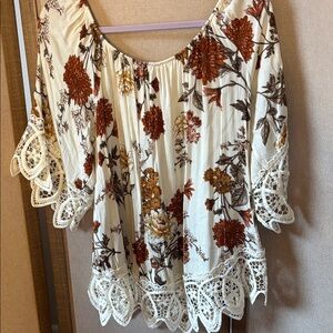 FINAL MARKDOWN Love J Cream Floral Lace Blouse 1X